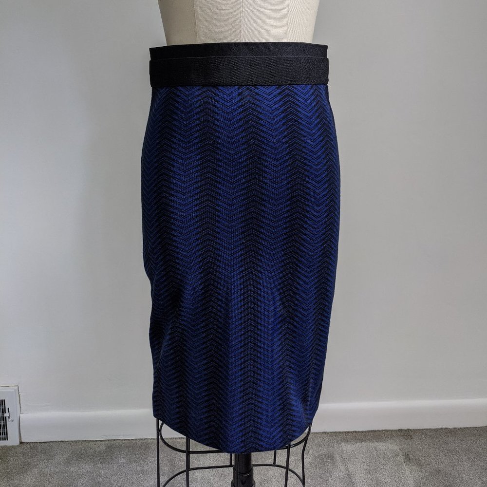BCBG Knit geometric-print pencil skirt